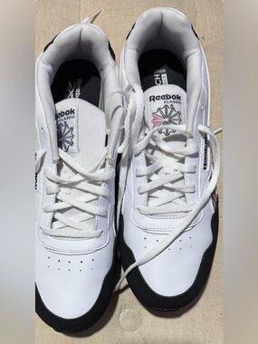 Women's Reebok Classic Harman Run Sneakers.